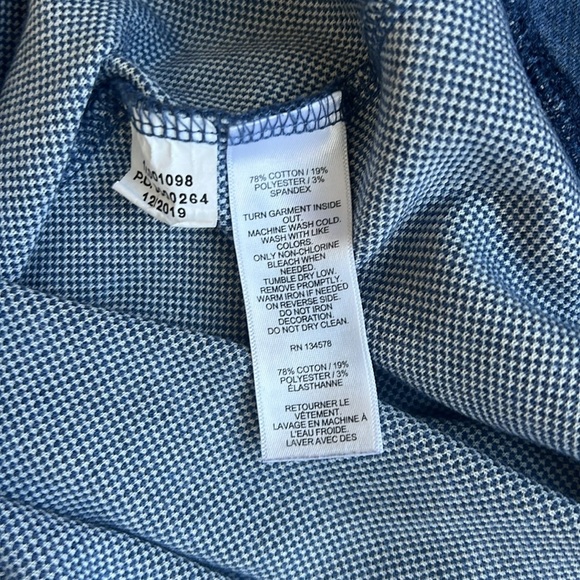 Vineyard Vines Dark Blue Performance Jersey 1/4 Zip Pullover Sweater, size 2XLT - Picture 6 of 6